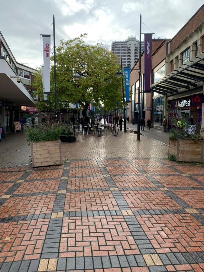 Luxury Panoramic Balcony Swindon Central Extérieur photo